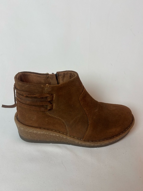 Born Shoes - Born Viana Wedge Ankle Zip Bootie Women's 6.5 Brown Suede BR0065257